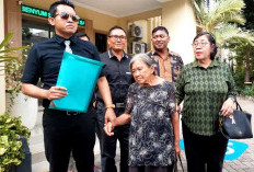 Nenek Elina Laporkan Lagi Samuel 'Mafia Tanah' ke Polda Jatim atas Dugaan Pemalsuan Dokumen!