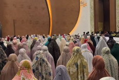 Jamaah Padati Masjid Negara IKN, Tarawih Perdana Berlangsung Khusyuk