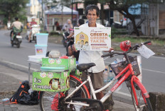 Grebek Takjil Dompet Dhuafa Sulsel Bersama Mataanning Cake & Bakery Perkuat Dukungan bagi Pedagang Kecil