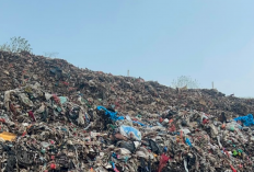 Di Balik Kebakaran TPA Cipayung Depok, 2,9 Juta Ton Gunung Sampah Jadi Ancaman