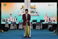 Hari Santri 2026, Menag: Sekali Seminggu ASN Kemenag Kerja Pakai Sarung dan Peci