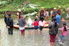 Respons Banjir Pandeglang, DMC Dompet Dhuafa Kerahkan Tim Tanggap Darurat