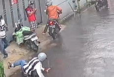 Lagi Neduh, Kurir JNE Dibegal 4 Orang di Bandung: 2 Pelaku Tertangkap