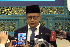 Heboh Rocky Gerung Ujug-Ujug Masuk Istana Jadi Wantimpres: Cuma dari Luar ke Dalam!