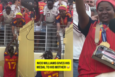 Nico Williams Serahkan Medali Emas Piala Dunia 2026 ke Ibunda, Momen Haru Jadi Sorotan Dunia