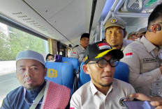 Wamenhaj Dahnil Jajal Naik Bus Shalawat dari Hotel Terjauh, Hanya 15-20 Menit