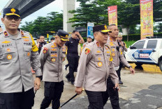 Tinjau Pengamanan Mudik, Kapolda Metro Jaya: Arus Lalin Terpantau Lancar