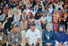 Pembukaan MPLS, Orang Tua Siswa Terharu Anaknya Masuk Sekolah Rakyat