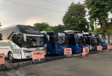 Pengemudi Bus di Terminal Kampung Rambutan Dites Urine, Puncak Arus Mudik H-2