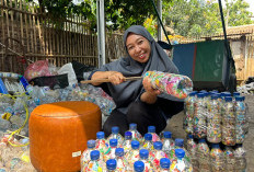Menyulap Sampah Menjadi Berkah: Kisah Ibu Amaliyah dalam Mengurangi Limbah di Kampung Masigit Bersama PNM