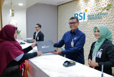 Peringati Harpelnas 2026, Dirut BSI Sambut dan Layani Nasabah Dengan Sepenuh Hati