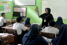 Mendikdasmen: Pendidikan Ratusan Ribu Guru Belum D4 atau S1