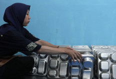Ibu Tunggal Gantungkan Harapan Masa Depan di Dapur MBG: Sudah Kayak Keluarga Sendiri