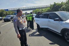 BRUK! Kronologi Hyundai Creta Tabrak Pikap di Tol Jagorawi, 2 Orang Luka-Luka