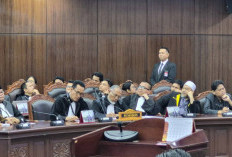 MK Tolak Gugatan Syarat Pendidikan Gibran, Denny Indrayana Buka Suara Alasan Anies Hingga Mahfud Batal Gabung