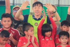 Shin Tae-yong Tegaskan Tak Pernah Dihubungi PSSI, Bantah Arya Sinulingga Terkait Isu Ruang Ganti Timnas Indonesia di China