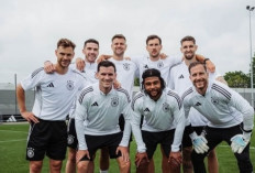 Drama TRANSFER 2025: Rumor Gila Kimmich Terjebak City dan Barca, Mo Salah Pamit, Rashford Galau