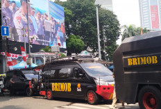 Situasi Terkini di Bundaran HI Jelang Aksi Demo BEM UI #MerebutKemerdekaan, TNI Polri Siaga