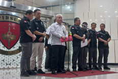 Nadiem Makarim Belum Jadi Tersangka Kasus Dugaan Korupsi Chromebook, Begini Penjelasan Kejagung