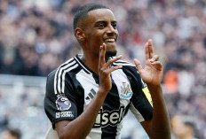 Liverpool Ngebet Boyong Alexander Isak, Newcastle United Tegas: ‘Zlatan Baru’ Tak Dijual!