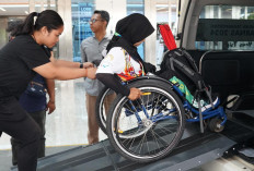 Dukung Paralimpiade Nasional XVII 2024, Kemenhub Serahkan 91 Unit Bus Wheel Chair 