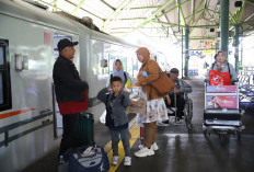 Ada Aksi Bela Palestina di Depan Kedubes AS, KAI Lakukan Penyesuaian Jadwal Sejumlah KA Jarak Jauh di Stasiun Gambir