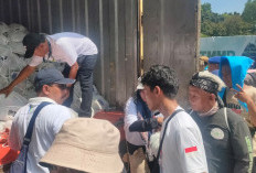 Ribuan Buruh May Day di Monas Dapat Sembako, Antrean Mengular  