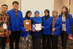 MIK Esa Unggul Juara di Lomba HIM Student Talent