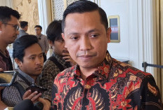 PDIP Klaim Tak Ada Bukti Ditemukan Saat KPK Geledah 2 Rumah Hasto, Ronny Talapessy: KPK Jangan Dramatisasi Bawa Koper Besar