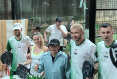 Cak Imin Main Padel Bareng Atlet Spanyol di Harlah PKB: Tantang Menpora di Lapangan