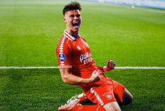 Mees Hilgers Jadi Incaran Crystal Palace, Direktur Teknik FC Twente Angkat Bicara