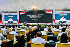 Sidang Kabinet di Istana, Gus Ipul Laporkan 2 Tahun Capaian Kemensos