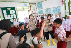 Trauma Anak Agam Pasca Galodo: Takut di Kala Hujan, Cuma Bisa Doa Agar Berhenti