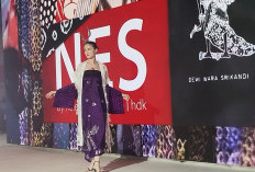 Tampil Memukau di JF3, NES by HDK Ubah Tenun Makassar Jadi Mode Kelas Dunia