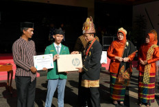 Perkenalkan Valzan dan Rifqi, 2 Siswa Madrasah Berprestasi Level Dunia yang Diapresiasi Menag Nasaruddin Umar