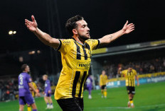 Striker Keturunan Indonesia Ngamuk! Dean Zandbergen Cetak Hattrick, Jay Idzes Tinggal Selangkah ke AC Milan