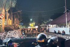 Demo di Kaltim Memanas, Massa Desak Gubernur Rudy Mas’ud Mundur dan Hentikan KKN