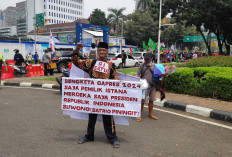 Wow! Ada Satrio Piningit di Aksi May Day Patung Kuda, Mengaku Pemilik Istana Merdeka!