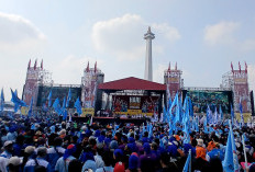 Peringati May Day di Monas, Buruh Sampaikan 6 Tuntutan untuk Prabowo