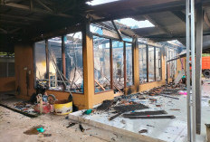 Rumah Lurah di Lampung Dibakar Massa, Ini Dugaan Perkara yang Bikin Amarah Warga Memuncak!