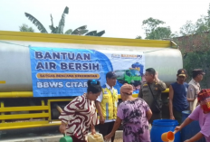 Jonggol Bogor Dilanda Kekeringan, 11.800 Liter Air Bersih Digelontorkan untuk Warga