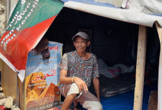 Nestapa Warga Bantaran Rel Senen: Tak Dapat Bansos, KJP Anak Pun Diputus