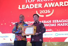 Pertanian Sebagai Ketahanan Pangan, Bupati Tegal Sabet Disway Top Regional Leader Awards 2026