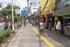 Trotoar Glodok Ditertibkan, Satpol PP Taman Sari Tak Ada Kompromi!