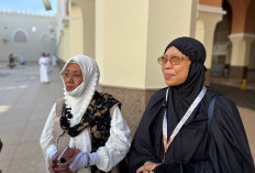 Musyrif Diny Bekali Jemaah Perempuan agar Kuat Fisik dan Psikis Jelang Armuzna