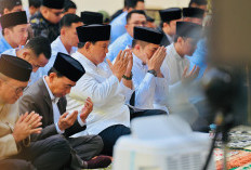 Momen Hangat Iduladha di Paris, WNI Haru Salat Bersama Presiden Prabowo di Wisma Indonesia