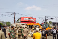 Penataan Kawasan Puncak, Satpol PP Kabupaten Bogor Tertibkan Puluhan Bangunan Liar di Pasar Cisarua