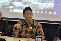 Bukan Hanya Motor, Purbaya Pertimbangkan Insentif untuk Mobil Listrik