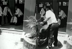 Seorang Guru Dibacok Muridnya di Demak Usai Tak Terima Dapat Nilai Jelek, Netizen: Astagfirullah Ya Allah!