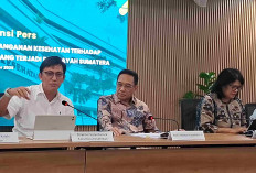 Wamenkes Benjamin Terharu Banyak Relawan Dokter Senior ke Lokasi  Banjir Sumatera: Mereka 'Pakai Uang Sendiri'